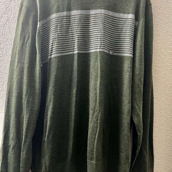 Van Heusen Sport Men's 1/4 Zip Cotton Sweater Military Shoulder - Large - Green - Picture 4 of 6